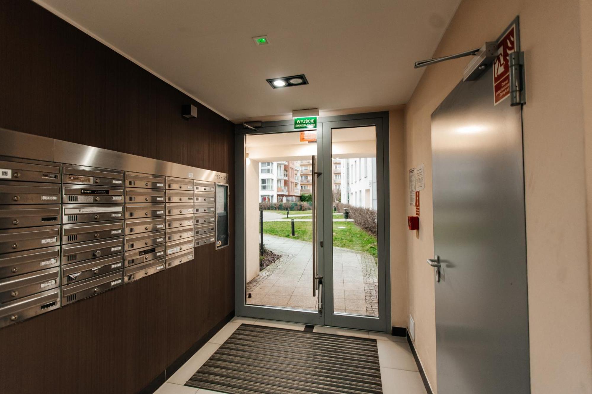 Maya'S Flats & Resorts 42 - Swietej Barbary Gdańsk Zewnętrze zdjęcie